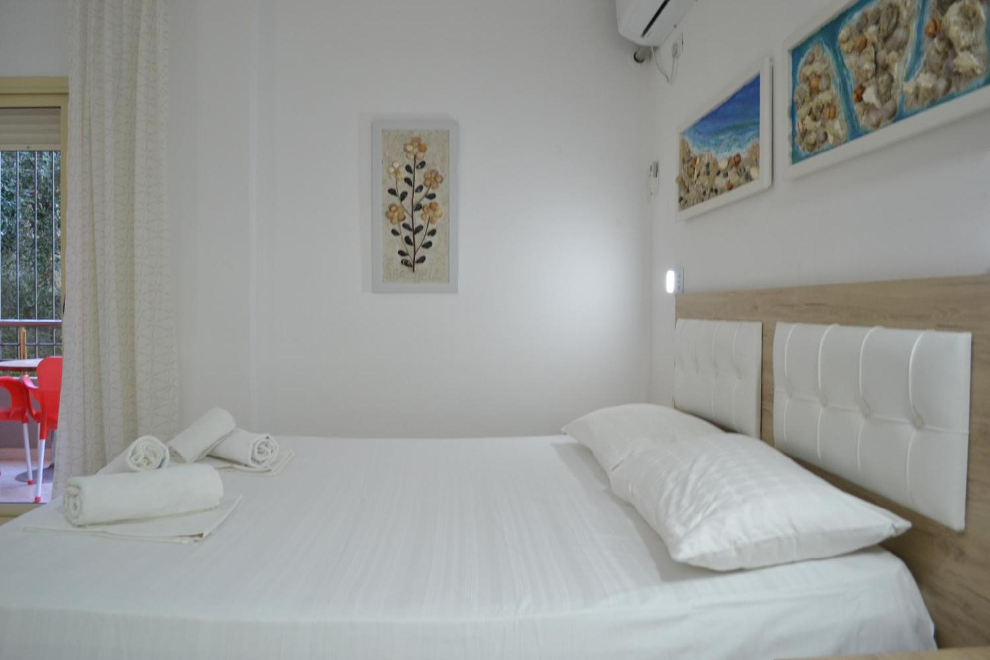 Seashell Art Decor Studio & Parking Vlorë Eksteriør bilde